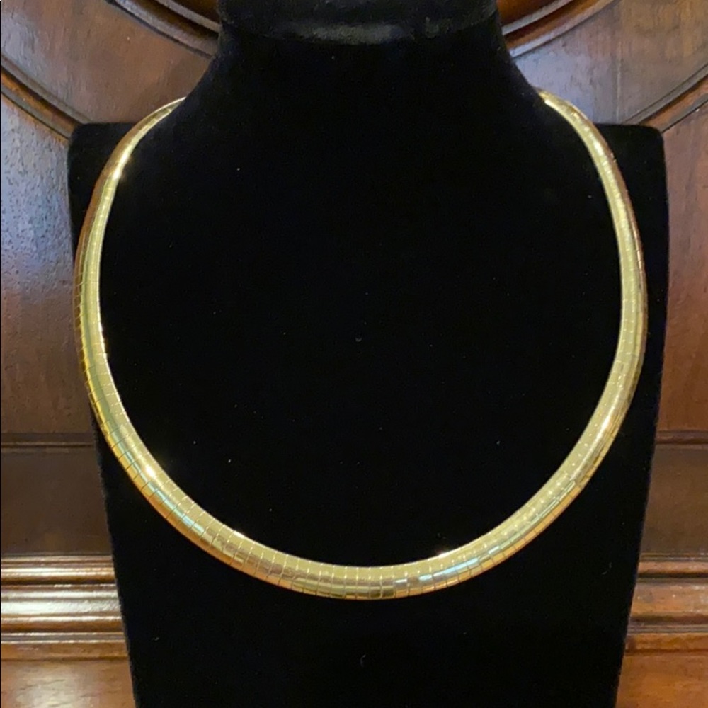 Omega Style Choker gold plated w/safety clasp